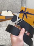 Louis Vuitton LV腰带 系列 原厂五金 精致手工绘边 柔软舒适 宽 /