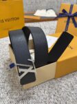 Louis Vuitton LV腰带 系列 原厂五金 精致手工绘边 柔软舒适 宽 /
