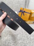Louis Vuitton LV腰带 系列 原厂五金 精致手工绘边 柔软舒适 宽 /
