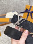 Louis Vuitton LV腰带 棋盘格双面可用系列 原厂五金 精致手工绘边 柔软舒适 宽 /