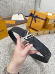 Louis Vuitton LV腰带 棋盘格双面可用系列 原厂五金 精致手工绘边 柔软舒适 宽 /