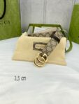 gucci Marmont系列每一季都会推陈出新，为灵感源于70年代的标志性GG配件注入现代精髓。Supreme帆布印花 腰带反面采用黑色皮革材质，款号659417 92TIC 9769 /