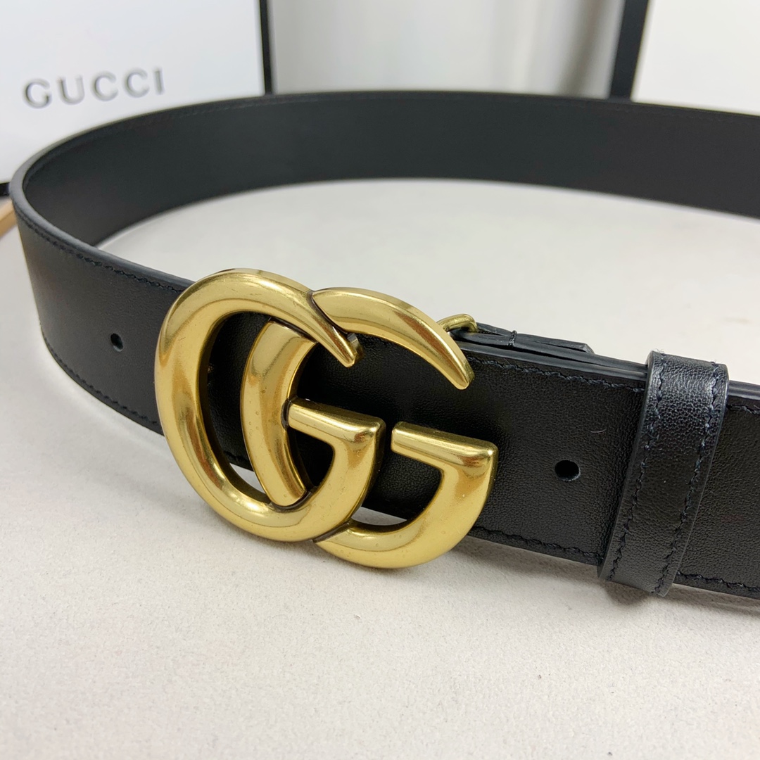 gucci (古奇) 专柜爆款 模特走秀款 双面头层牛皮 搭配纯铜标志性双g复古扣 4个宽度 . . . 小时前