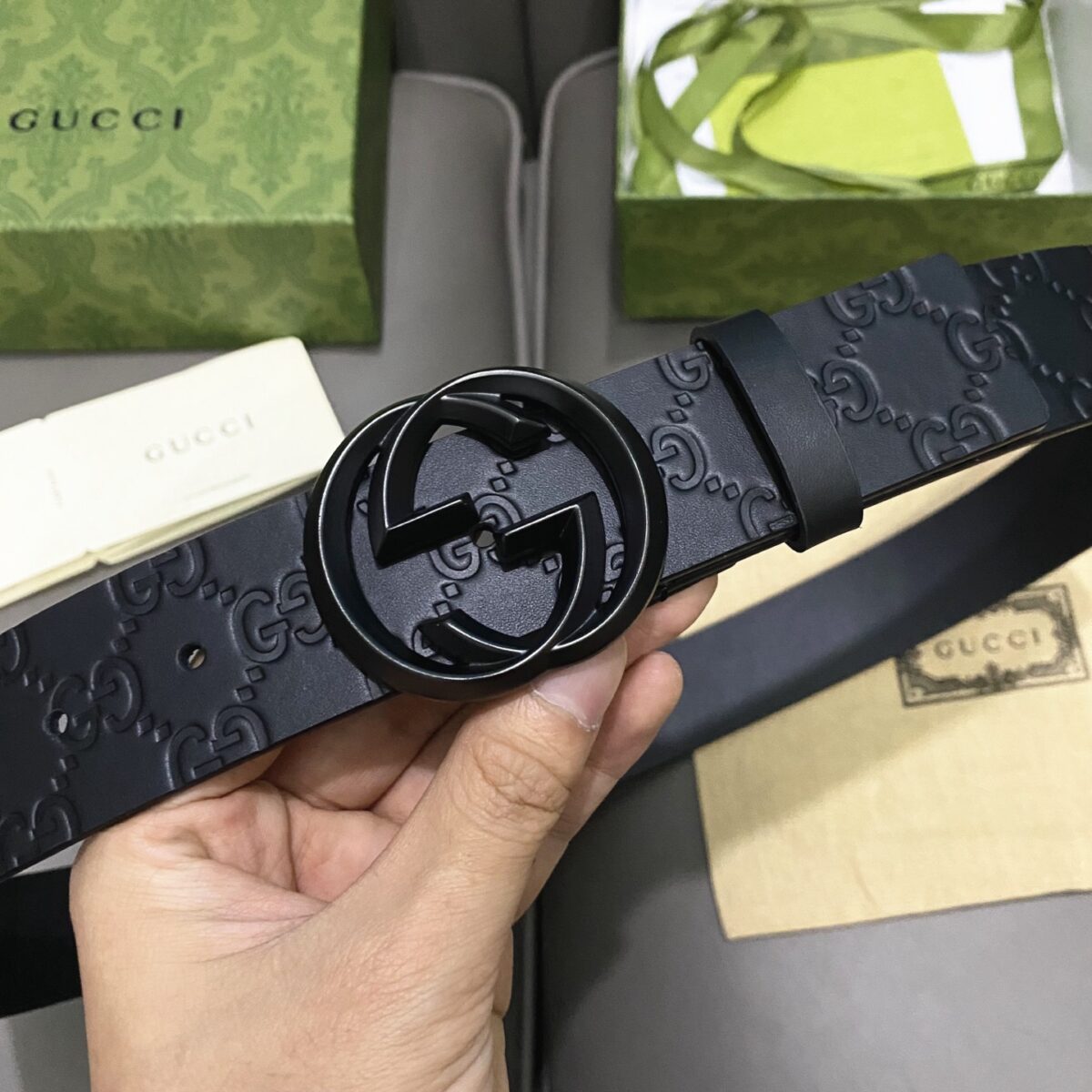 Gucci銘牌經典雙G腰帶扣 百搭款！ /
