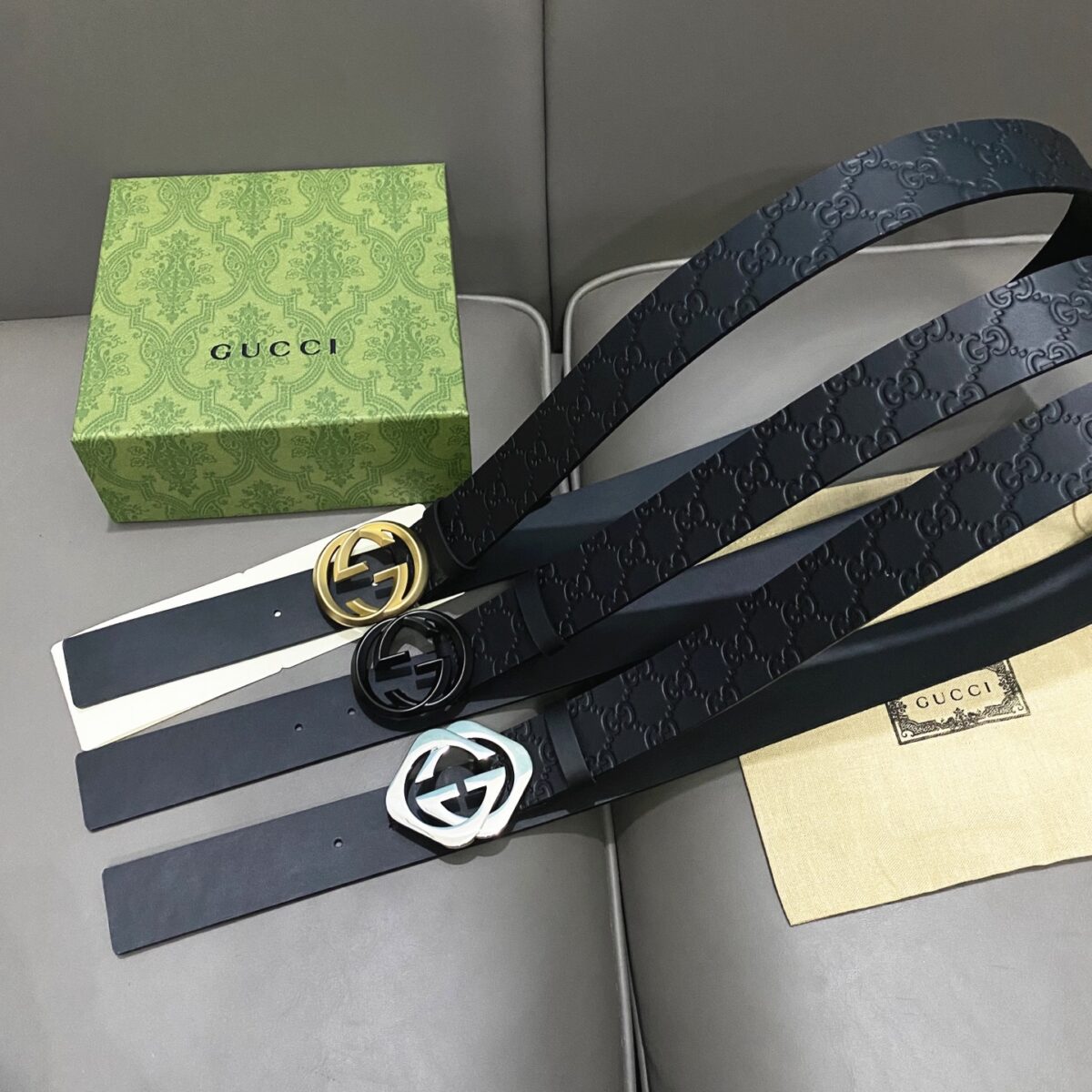 Gucci銘牌經典雙G腰帶扣 百搭款！ /