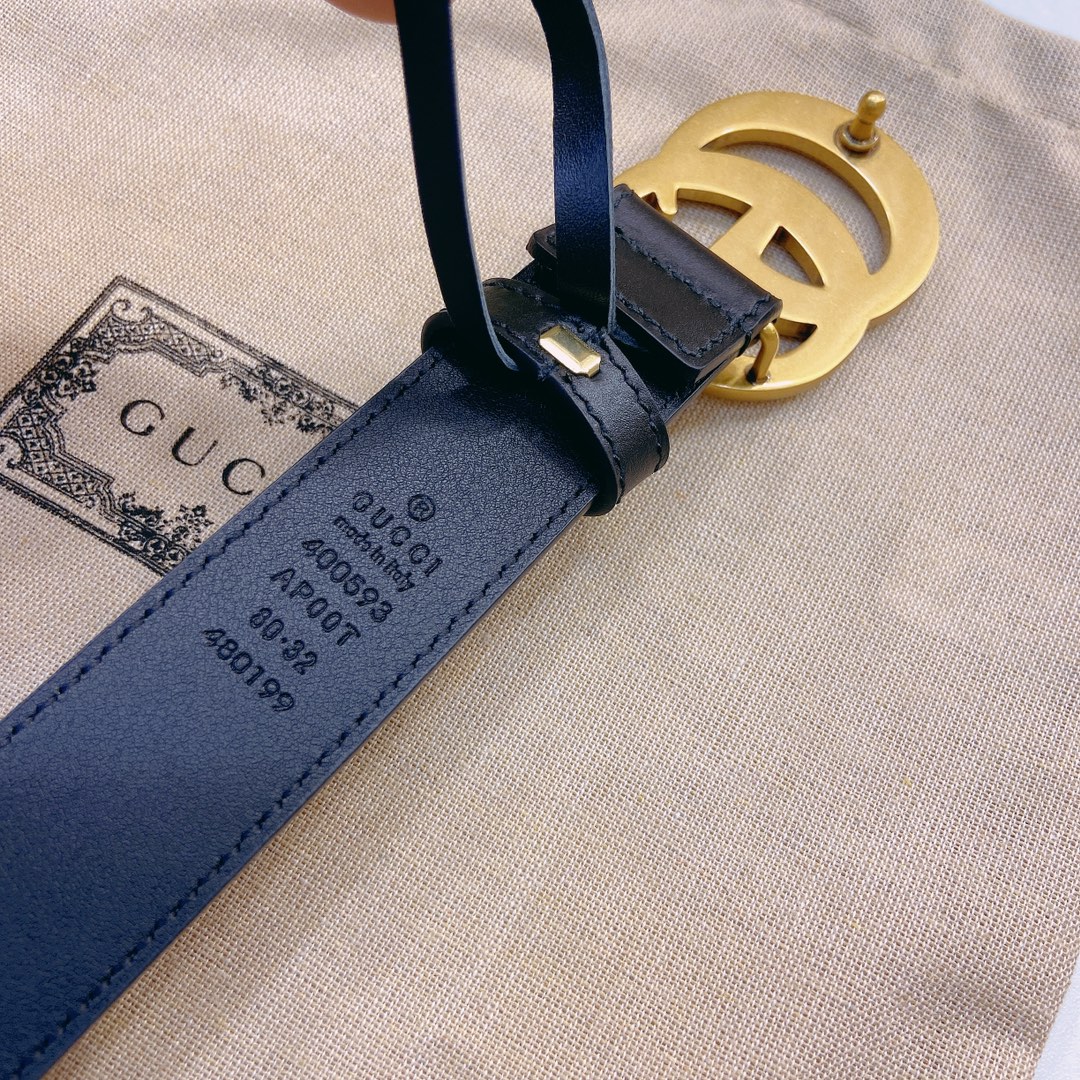 Gucci 古奇官网春夏新款，正品规格 4.0cm进口皮底小牛皮细腰带搭配精品铜扣，时尚百搭
