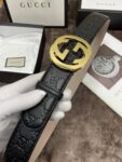 P100 ：配送专柜全套礼盒包装🎁。古驰：原单头层牛皮压G面，内衬头层牛皮树膏磨砂底，搭配原单扣.原单皮料定制，专柜宽度 /