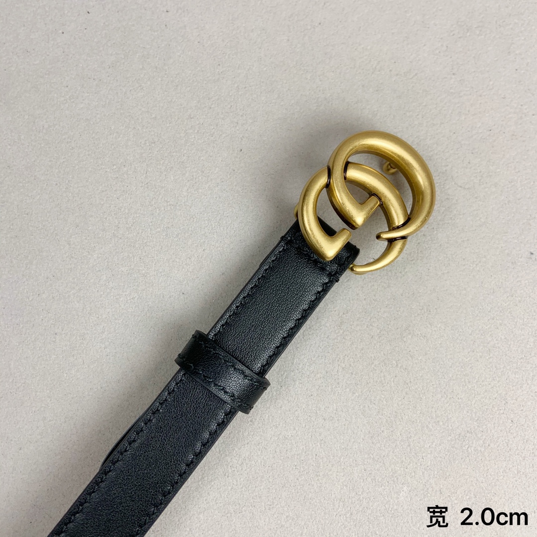 gucci (古奇) 专柜爆款 模特走秀款 双面头层牛皮 搭配纯铜标志性双g复古扣 4个宽度 . . . /