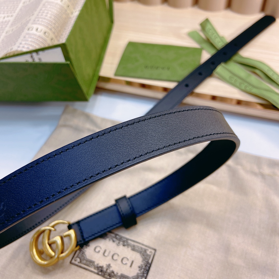 Gucci 古奇官网春夏新款，正品规格 3.0cm进口皮底小牛皮细腰带搭配精品铜扣，时尚百搭 /