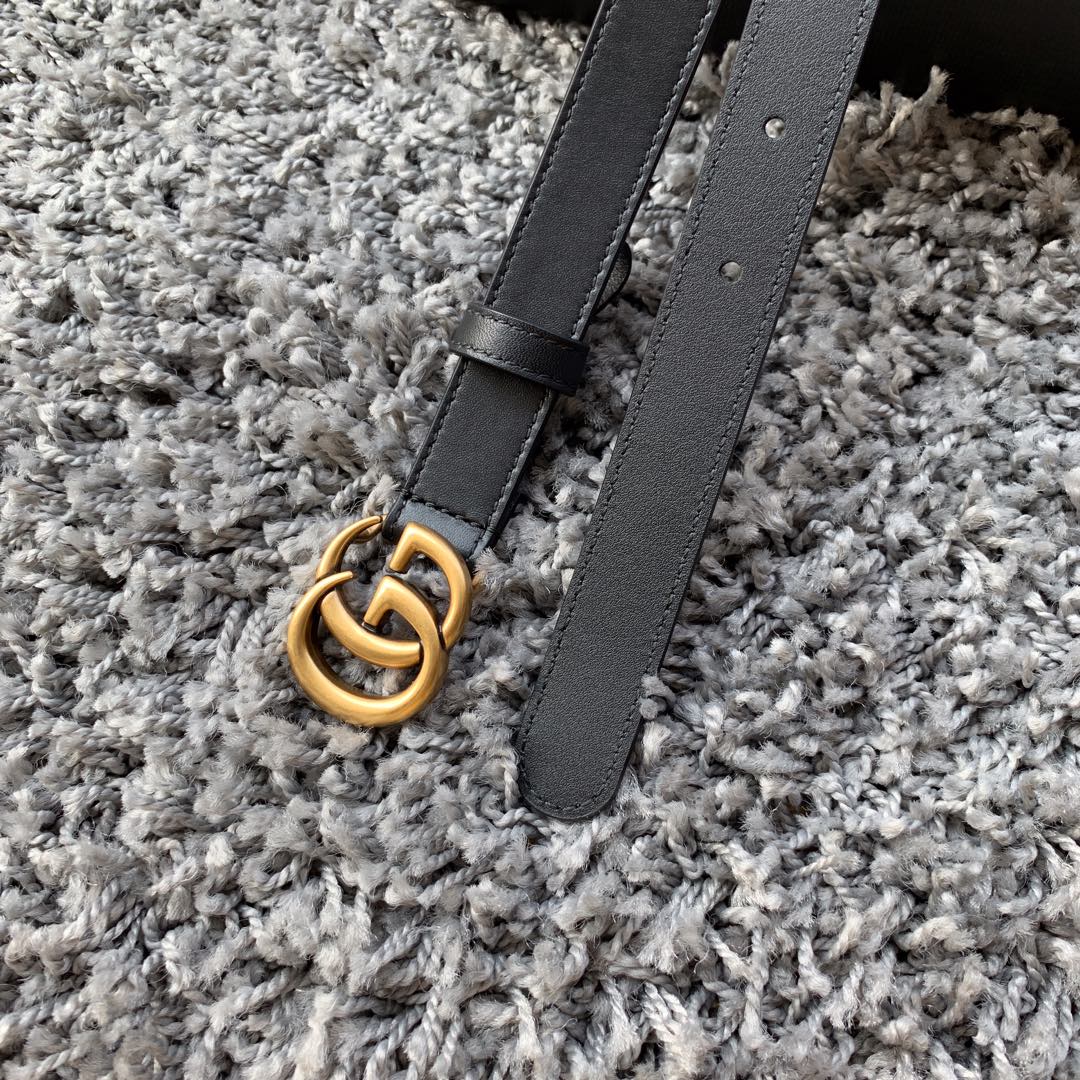 Gucci 进口头层牛皮，原版皮底。精致的手工无可挑剔，原单品质。 /