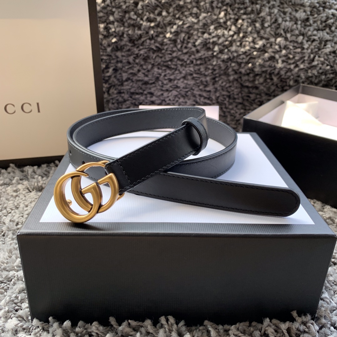 Gucci 进口头层牛皮，原版皮底。精致的手工无可挑剔，原单品质。 /