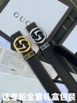 默认列表微信朋友圈动态商城三列图集