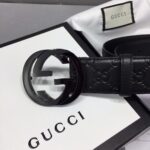 GUCCI 经典全皮压花，原版进口南非皮底，精品双G钢扣 宽度：40mm /