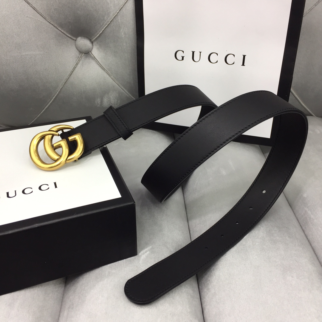 p110 ：配送专柜全套礼盒包装🎁。G 经典原单配以标志双 G 带扣。宽度:2.0cm/3.0cm/3.5cm/4.0cm手感，修长真皮腰带采用原厂小牛皮精致而成。柔软 品质保证 无忧售后 /