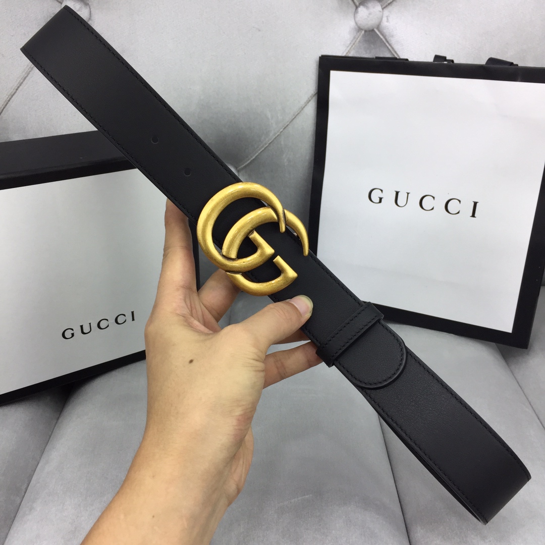 p110 ：配送专柜全套礼盒包装🎁。G 经典原单配以标志双 G 带扣。宽度:2.0cm/3.0cm/3.5cm/4.0cm手感，修长真皮腰带采用原厂小牛皮精致而成。柔软 品质保证 无忧售后 /