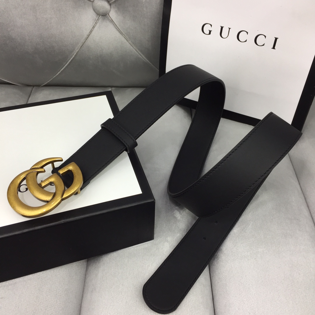 p110 ：配送专柜全套礼盒包装🎁。G 经典原单配以标志双 G 带扣。宽度:2.0cm/3.0cm/3.5cm/4.0cm手感，修长真皮腰带采用原厂小牛皮精致而成。柔软 品质保证 无忧售后 /