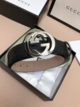 P100 ：配送专柜全套礼盒包装🎁。古驰：原单头层牛皮压G面.内衬头层牛皮磨砂底，搭配原单扣，原产皮料定制，专柜宽度 /