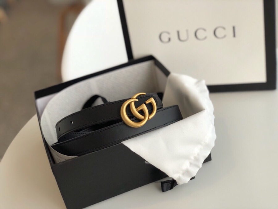 Gucci 宽，原版牛皮配精品電鍍五金，不褪色。情侣💑款 /