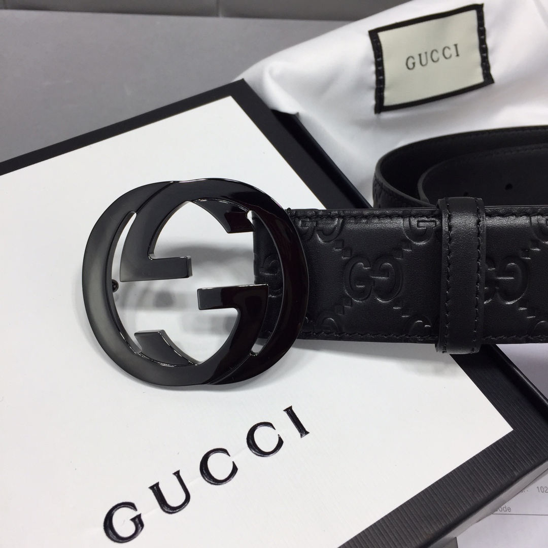 GUCCI 经典全皮压花，原版进口南非皮底，精品双G钢扣 宽度：40mm /