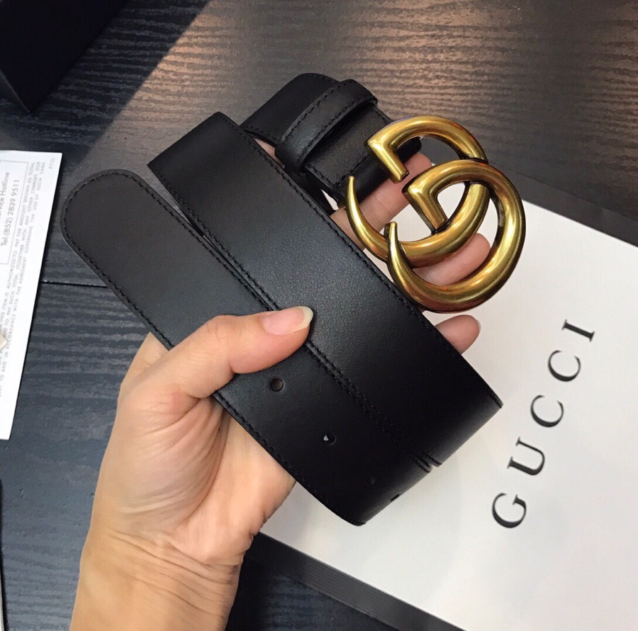 P110（配全套包装盒）獨家實拍 guccl 原單水貨 原版五金 皮帶系列出貨了，海外原單貨，正品尺寸，原版走线 2.0mm與正品零距離接觸，手工縫線完美工藝 🌹🌹看獨家正品細節 /