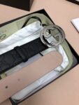 P100 ：配送专柜全套礼盒包装🎁。古驰：原单头层牛皮压G面.内衬头层牛皮磨砂底，搭配原单扣，原产皮料定制，专柜宽度 /