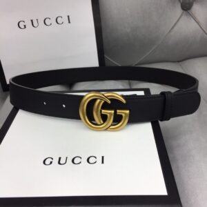 p110 ：配送专柜全套礼盒包装🎁。G 经典原单配以标志双 G 带扣。宽度:2.0cm/3.0cm/3.5cm/4.0cm手感，修长真皮腰带采用原厂小牛皮精致而成。柔软 品质保证 无忧售后 /