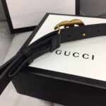 p110 ：配送专柜全套礼盒包装🎁。G 经典原单配以标志双 G 带扣。宽度:2.0cm/3.0cm/3.5cm/4.0cm手感，修长真皮腰带采用原厂小牛皮精致而成。柔软 品质保证 无忧售后 /