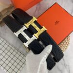 默认列表微信朋友圈动态商城三列图集