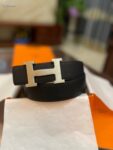 Hermes/爱马仕经典H拉丝金色/钯扣，进口togo皮小牛皮内衬，欣赏享用完美的设计和优质的皮料精细工艺，不容错过的产品。