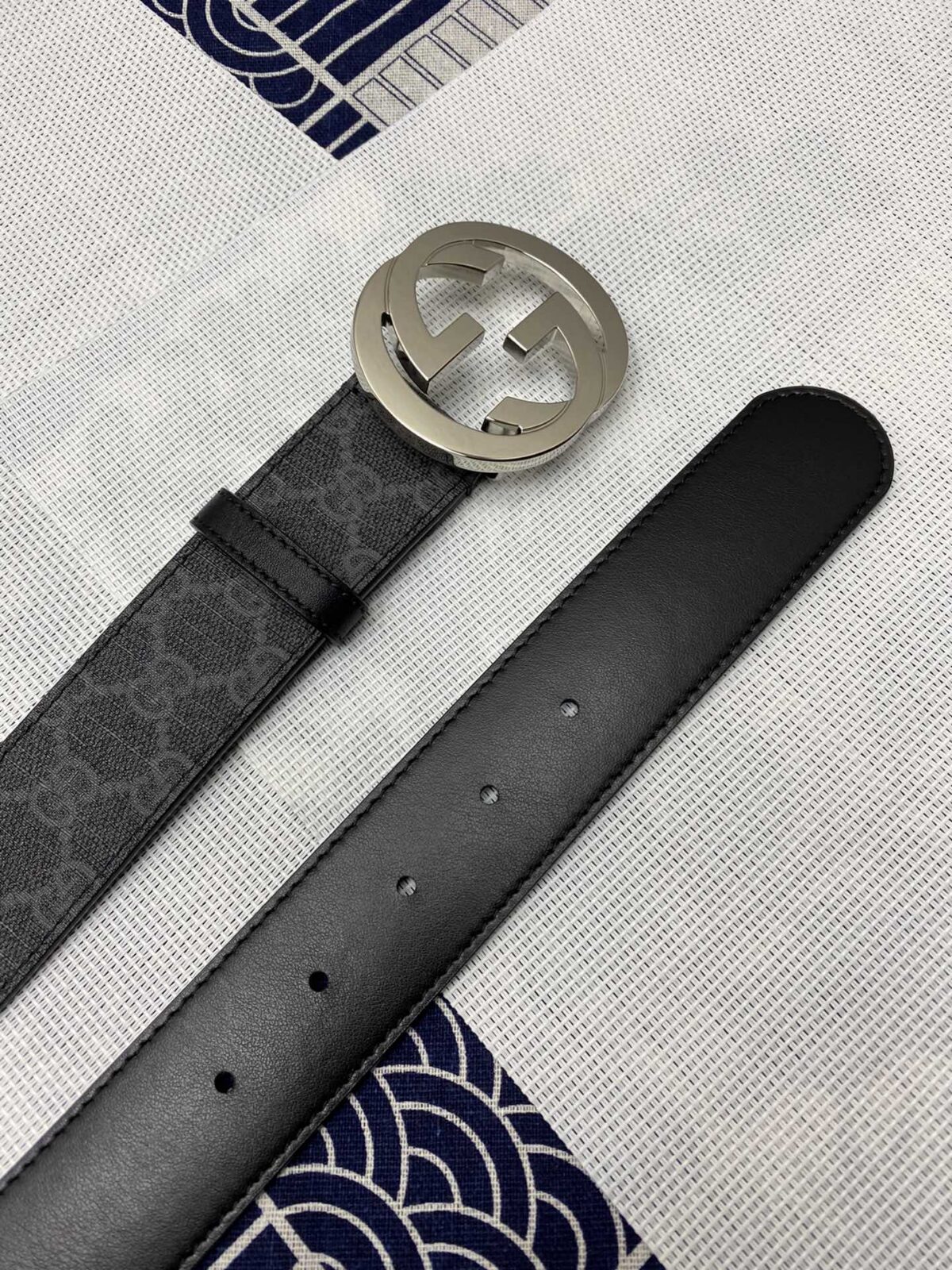 P120 古驰：原单面料，内衬头层小牛皮底.搭配原单扣.原单皮料定制，专柜宽度