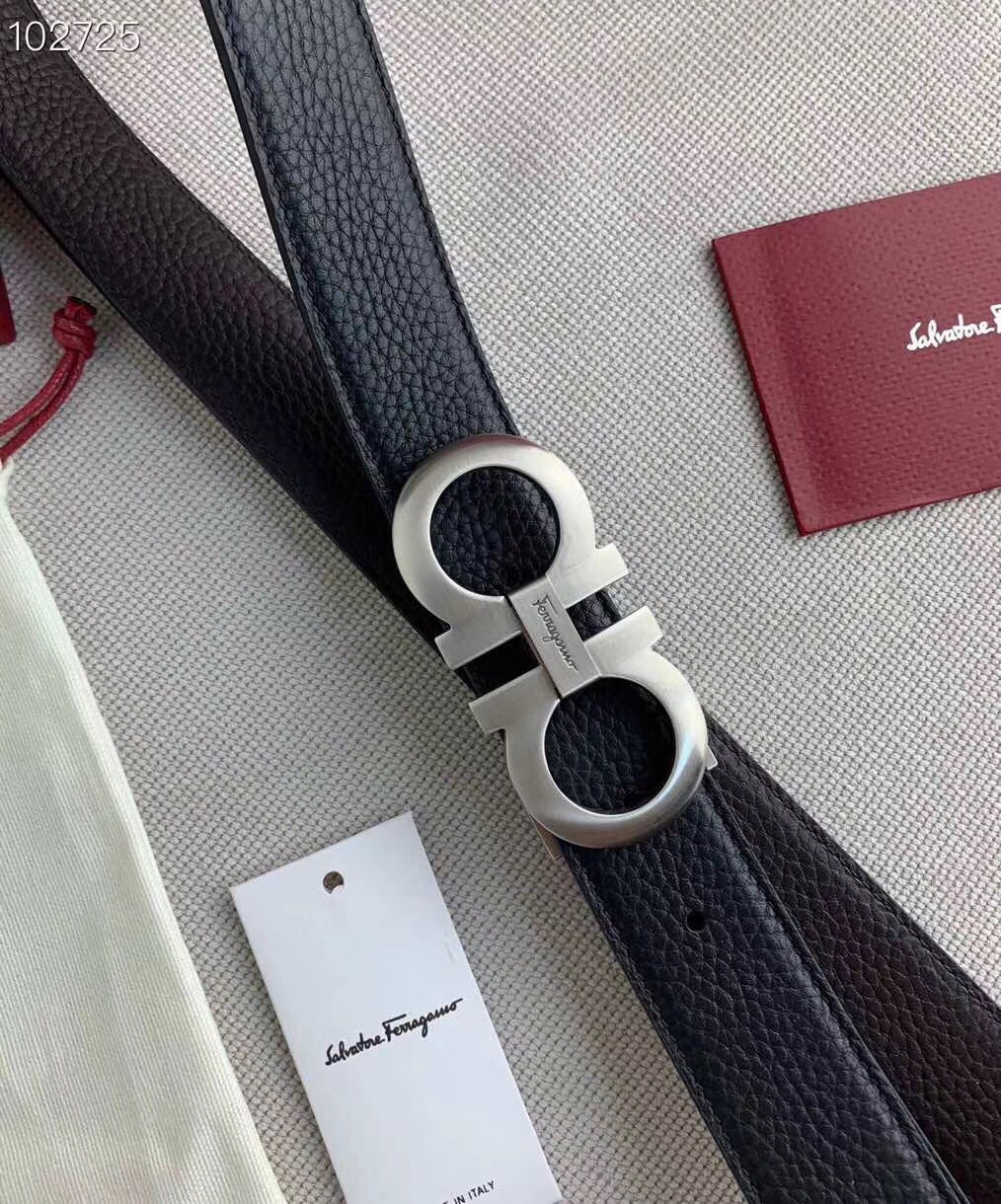 P120 ：配送专柜全套礼盒包装🎁。菲拉格慕 35mm！海外代工厂出货，采用双面自然甩头层牛皮，风格现代，为日常造型增姿添彩，达到修身效果，区别一般市场货。高端大气