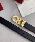P120 ：配送专柜全套礼盒包装🎁。菲拉格慕 35mm！海外代工厂出货，采用双面自然甩头层牛皮，风格现代，为日常造型增姿添彩，达到修身效果，区别一般市场货。高端大气