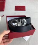 P120 ：配送专柜全套礼盒包装🎁。菲拉格慕 35mm！海外代工厂出货，采用双面自然甩头层牛皮，风格现代，为日常造型增姿添彩，达到修身效果，区别一般市场货。高端大气
