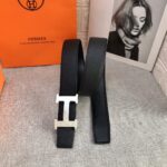 P120 ：配送专柜全套礼盒包装🎁。爱马仕男款精品 精致荔枝纹➕原版皮底，双面头层牛皮 &原版纯钢特色扣，双头尾设计，彰显独特风格，双色可双面使用 宽度：38毫米 /
