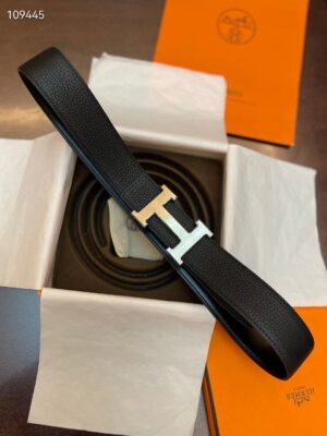 weigou_264716_0_eff97836c2 Hermes/爱马仕经典H拉丝金色/钯扣,进口togo皮小牛皮内衬,欣赏享用完美的设计和优质的皮料精细工艺,不容错过的产品。