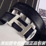 默认列表微信朋友圈动态商城三列图集
