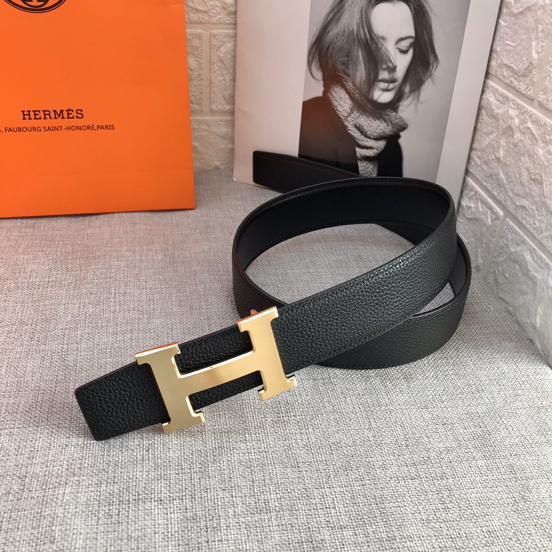 P120 ：配送专柜全套礼盒包装🎁。爱马仕男款精品 精致荔枝纹➕原版皮底，双面头层牛皮 &原版纯钢特色扣，双头尾设计，彰显独特风格，双色可双面使用 宽度：38毫米 /