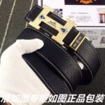 默认列表微信朋友圈动态商城三列图集