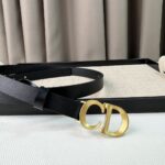 Dior 24早春新款 C D搭扣黄铜腰带扣，小牛皮腰带 经典永存 2.0cm /