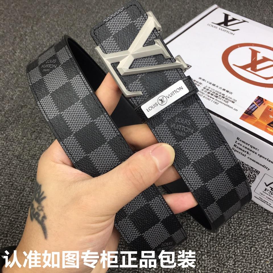 默认列表微信朋友圈动态商城三列图集