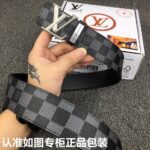 默认列表微信朋友圈动态商城三列图集