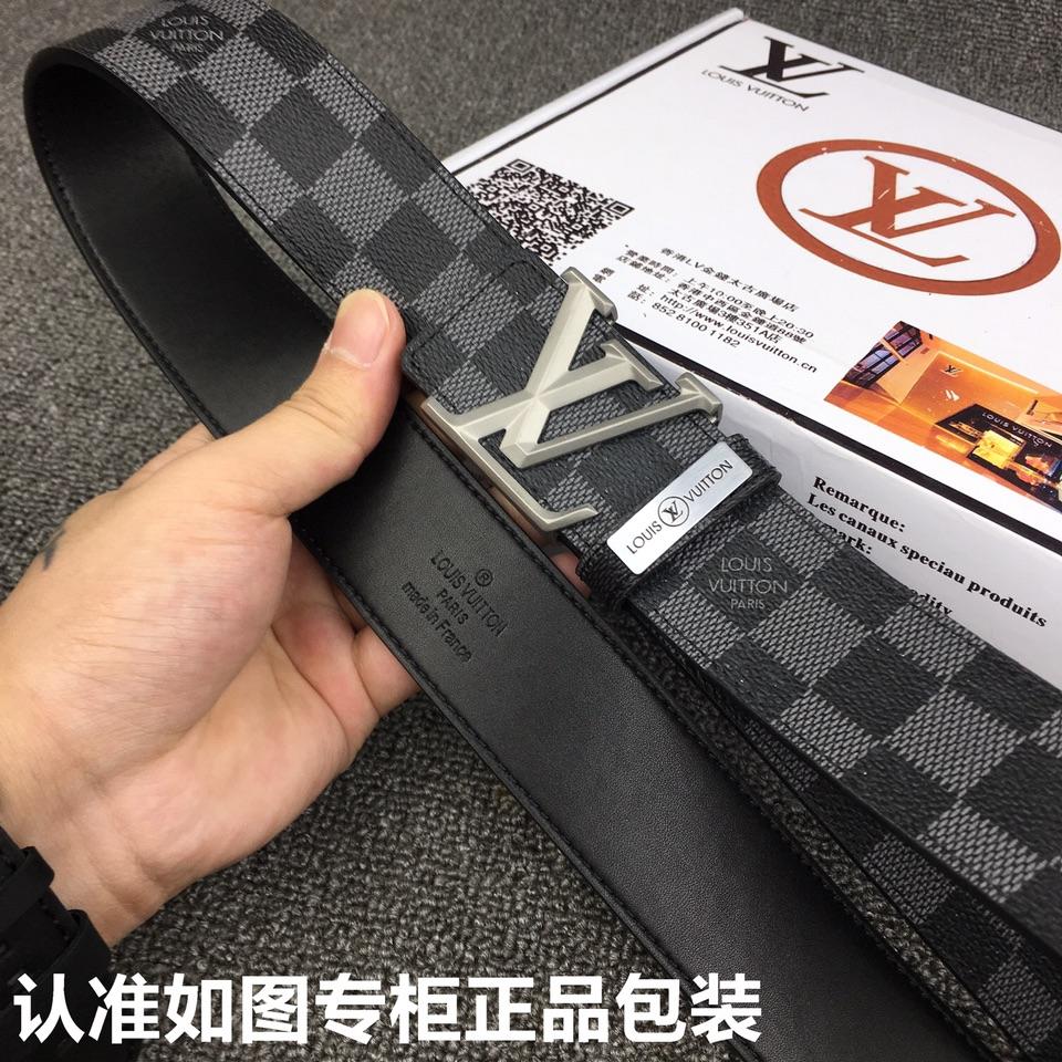 默认列表微信朋友圈动态商城三列图集