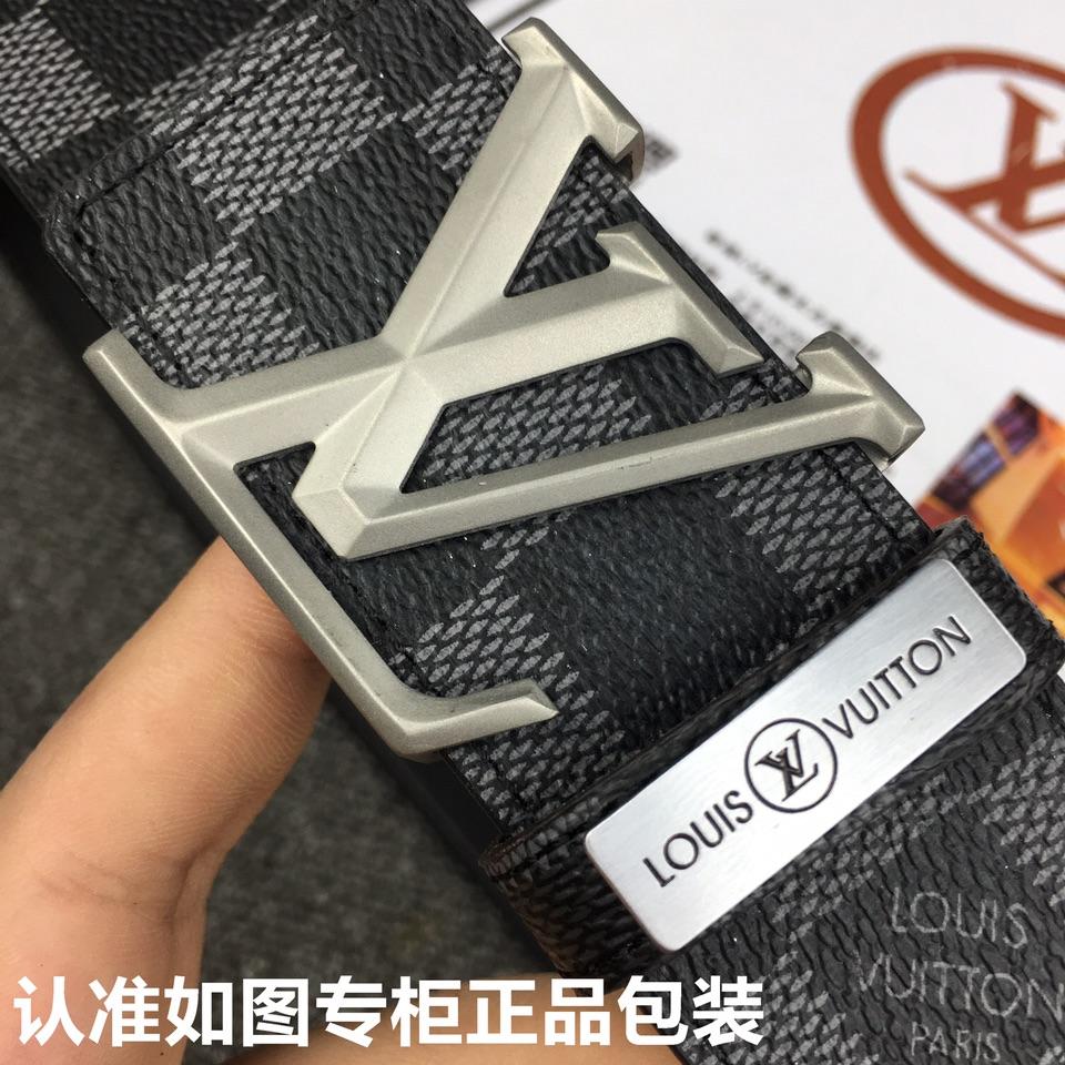 默认列表微信朋友圈动态商城三列图集