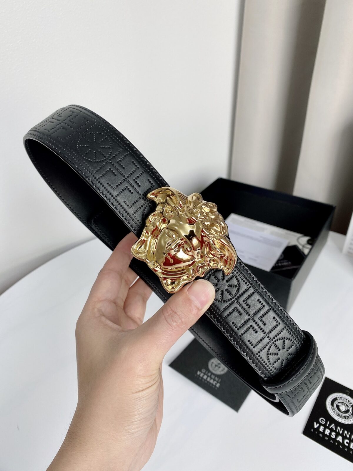 Versace 原单腰带，进口原版头层牛皮，搭配经典美人头真空电镀五金，宽度3.8cm /