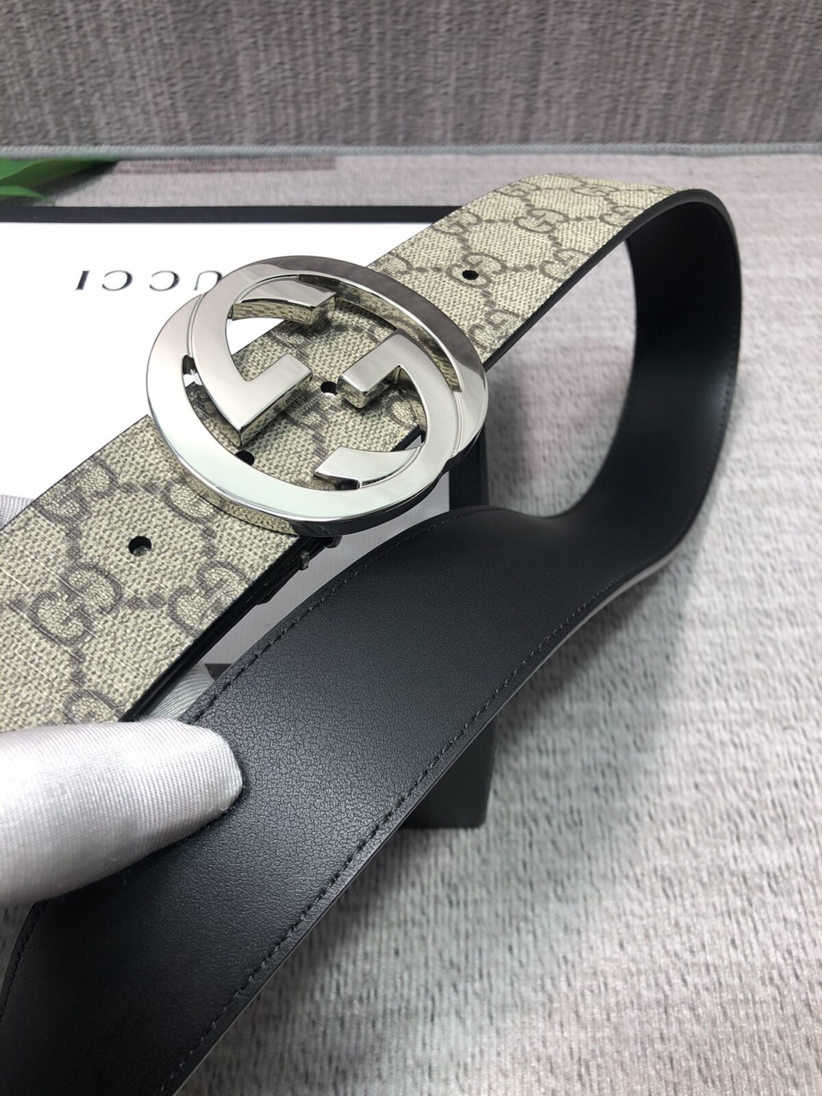 P120 男款 配全套包装礼盒🎁 古驰：原单面料，内衬进口牛皮底.搭配原单扣，原单皮料定制，专柜宽度 /