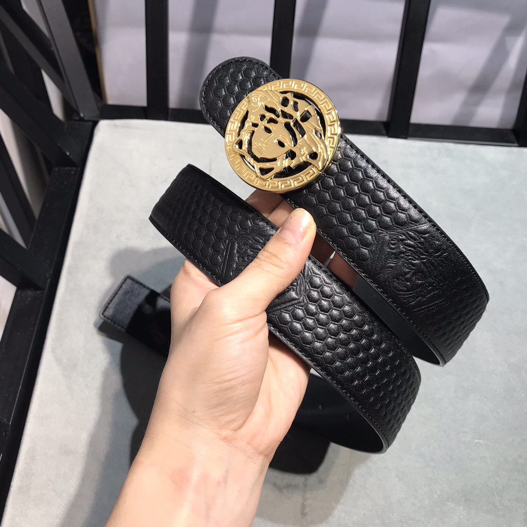 P120 范思哲、38mm专柜品质 官网同步 精美扣、牛皮🐂！手感极佳 上身效果棒 商务休闲 码数齐全配原版包装 /