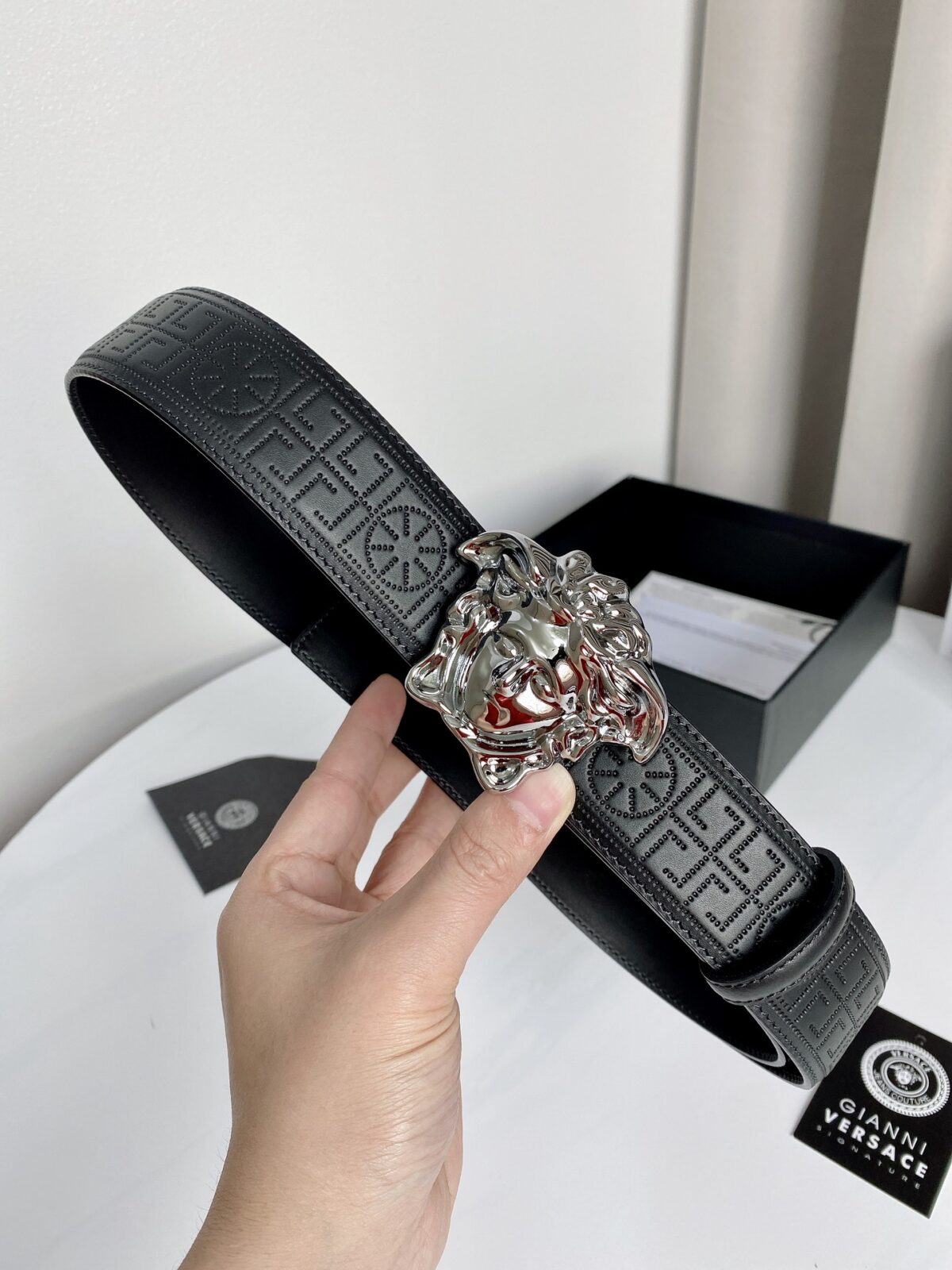 Versace 原单腰带，进口原版头层牛皮，搭配经典美人头真空电镀五金，宽度3.8cm /