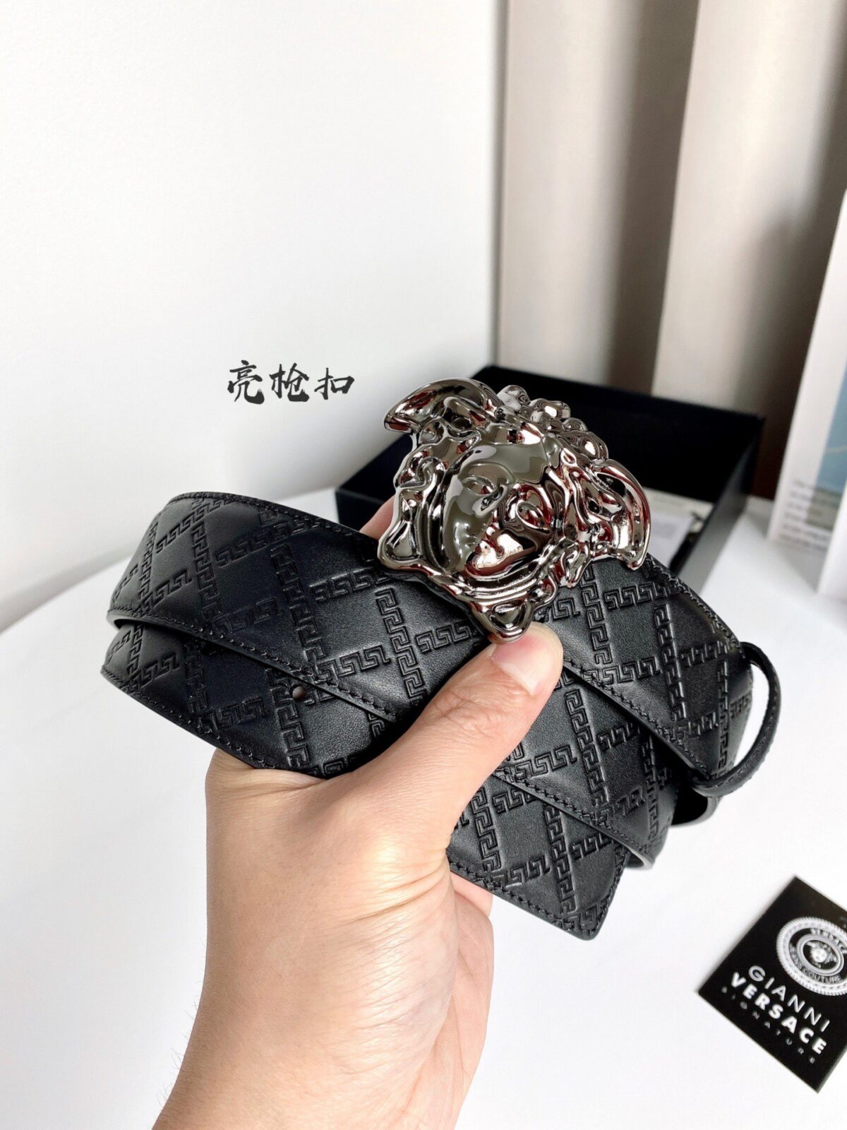 🆕品牌:路易威登 P120 🆕尺寸:39mm 正品尺寸 🆕五金材质:专柜精品钢扣，真空电镀，工艺精细 🆕带身材质:天然磨砂皮原单面料、质感超赞，手感柔软，对版车线，对版线色 /