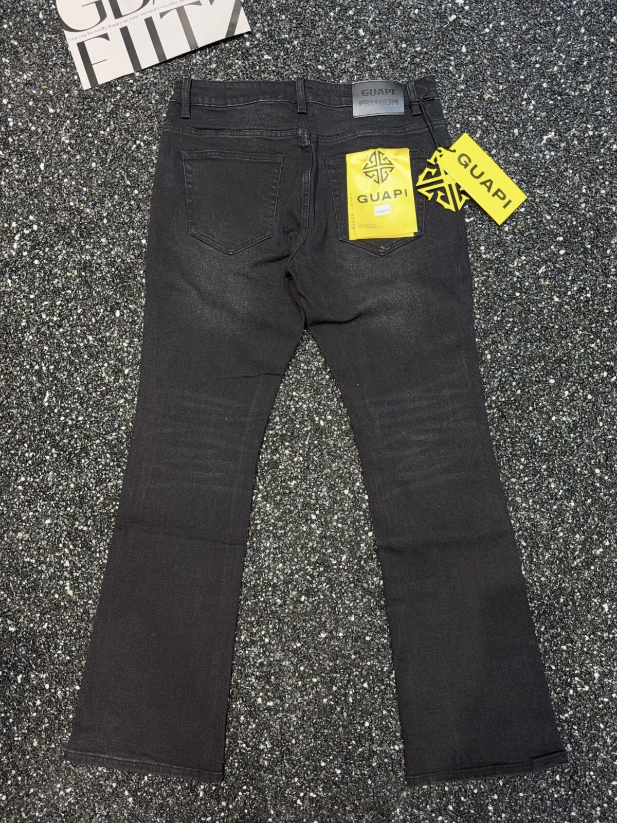 G8537