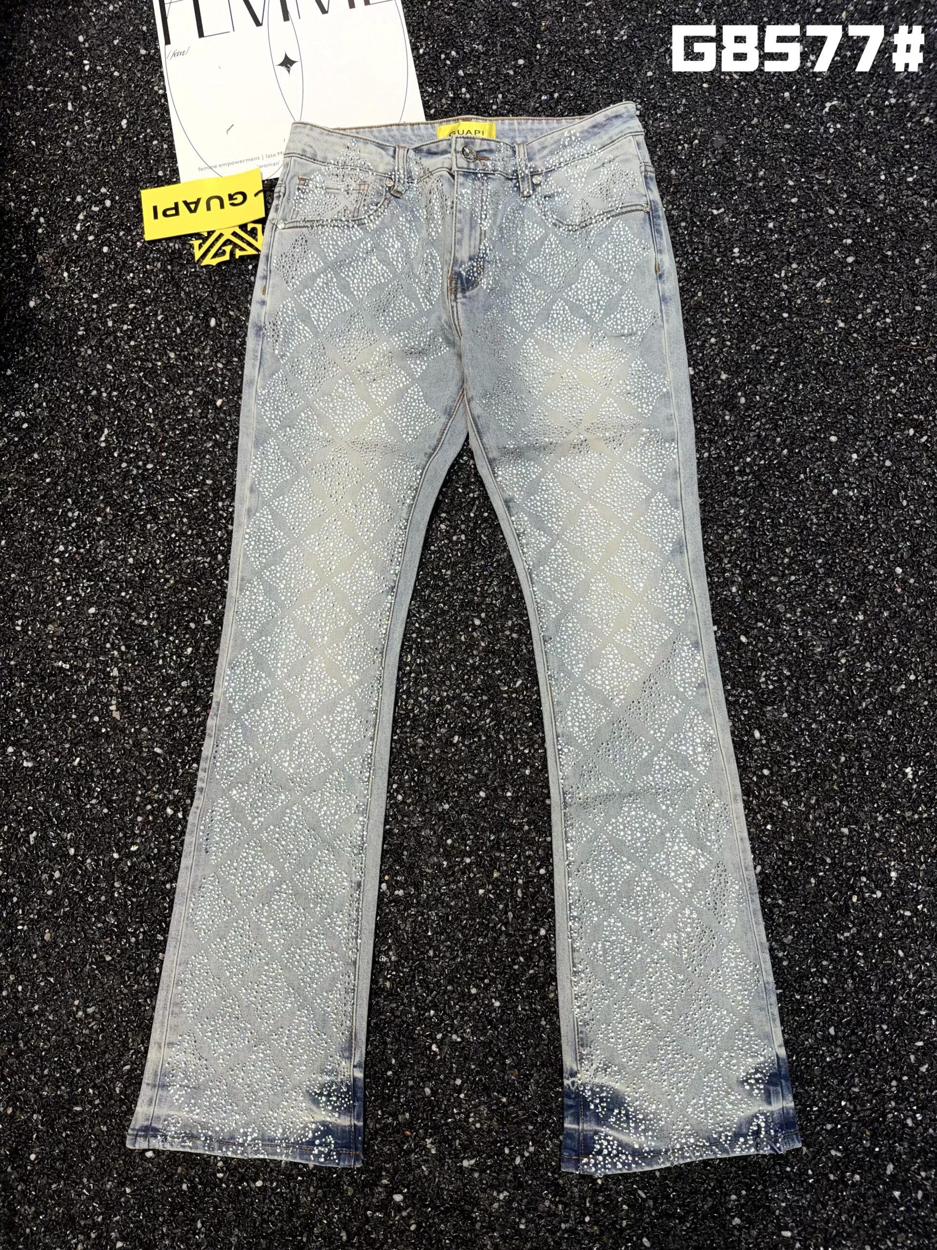 G8557